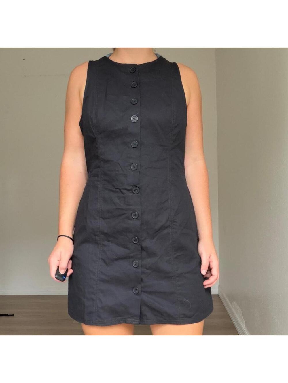 MINIMALIST GOTHIC MINI DRESS